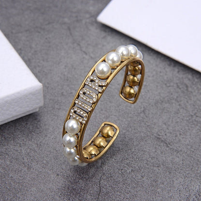 DIB21 Classic gold-plated women bracelets  Jewelry