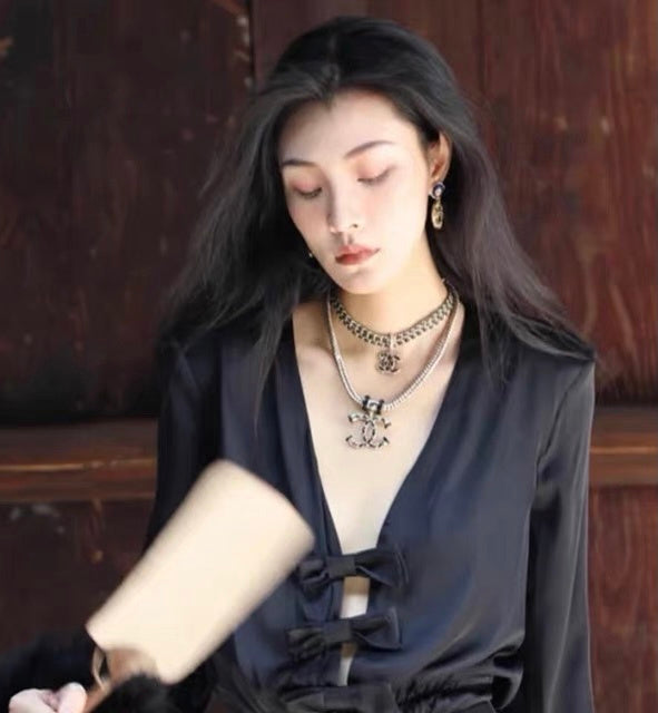 X555  Women's three-layer leather diamond necklace jewelry