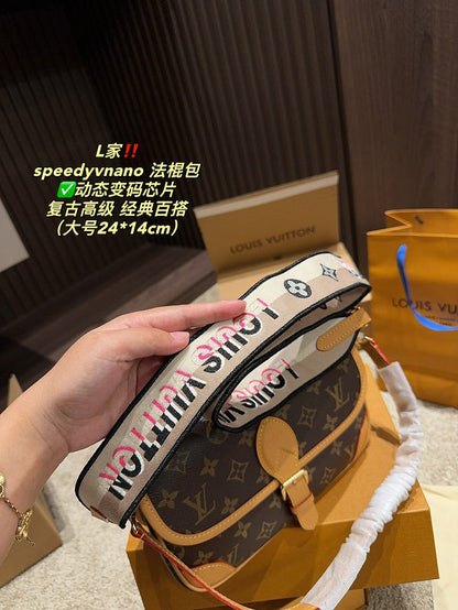 MLP02 Women's new fashion 24*14cm baguette bag