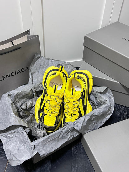 MBS9 Fashion women's and men's sneakers 35-44 shoes with box