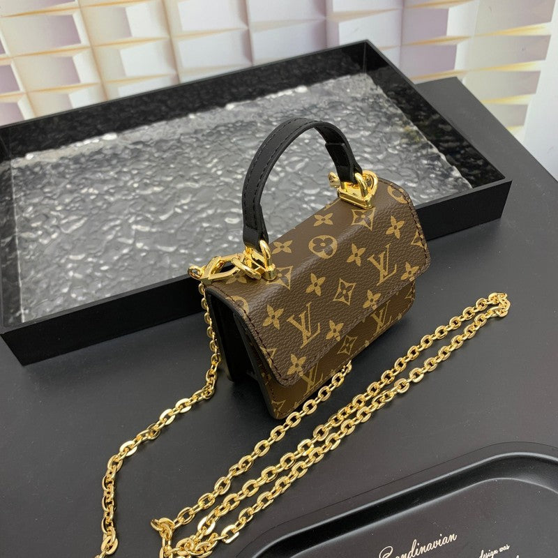 JK28 Decorative small 10×7.5×3CM  bag