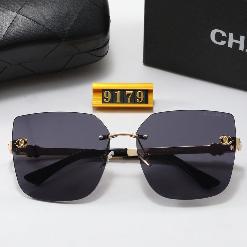 9179  Sunglasses with box