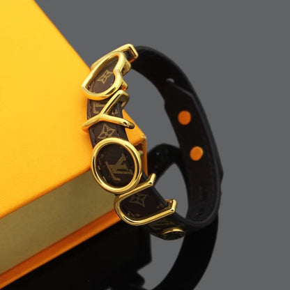 LVB05     Letter pattern leather bracelet jewelry