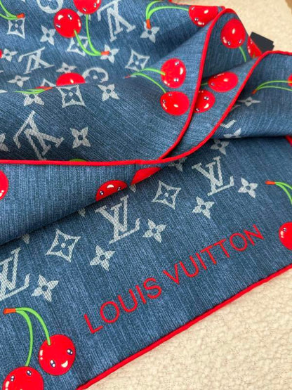 XLC12 Silk satin 90-90CM Scarf