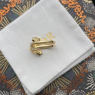 DIR3 Women's fashion accessorize with pearl rings  Jewelry