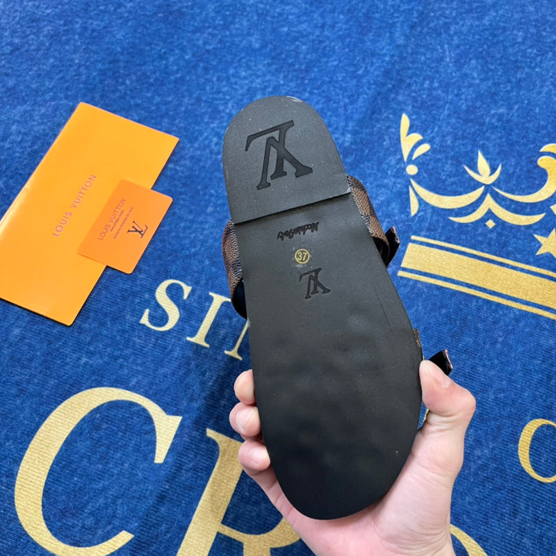 MJLS08 Women slipper Leather Shoes 35-42 with box