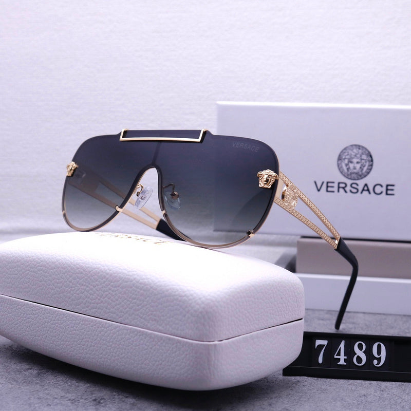 7489 Sunglasses with box