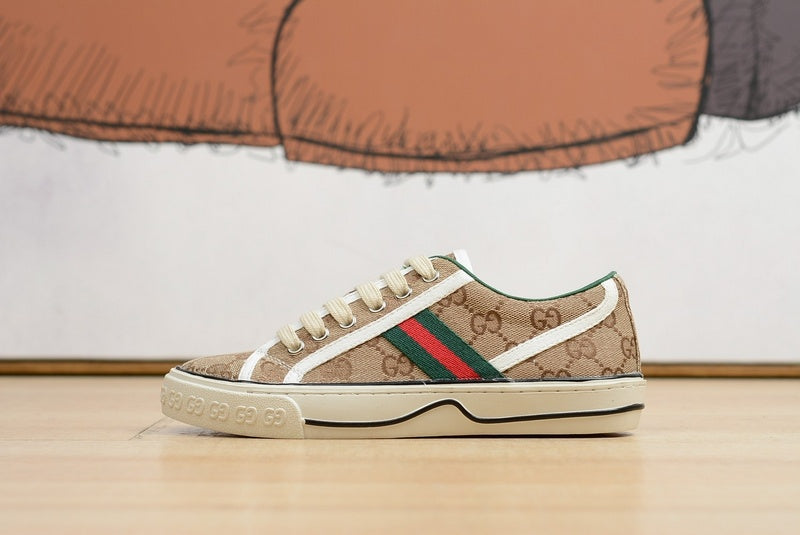 MGS17  Fashion women's and men's sneakers shoes 36-44