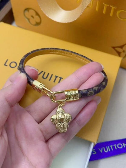 S458  Women's titanium steel bracelet jewelry