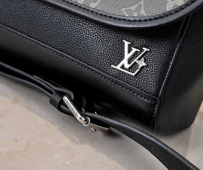 LLP016 Leather bag 26.6-17-11CM   for women and men Bags