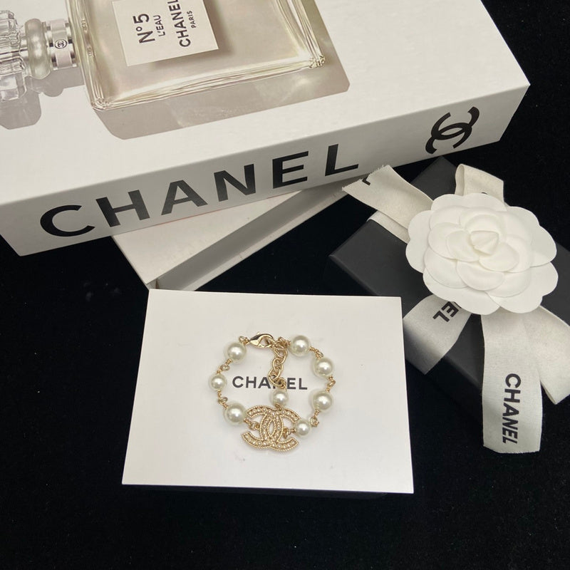 CHB50   Women's Double C Hollow Pearl Bracelet Jewelry