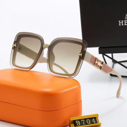 9704   sunglasses with box