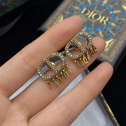 DIE5 Woman fashion alloy earrings  Jewelry