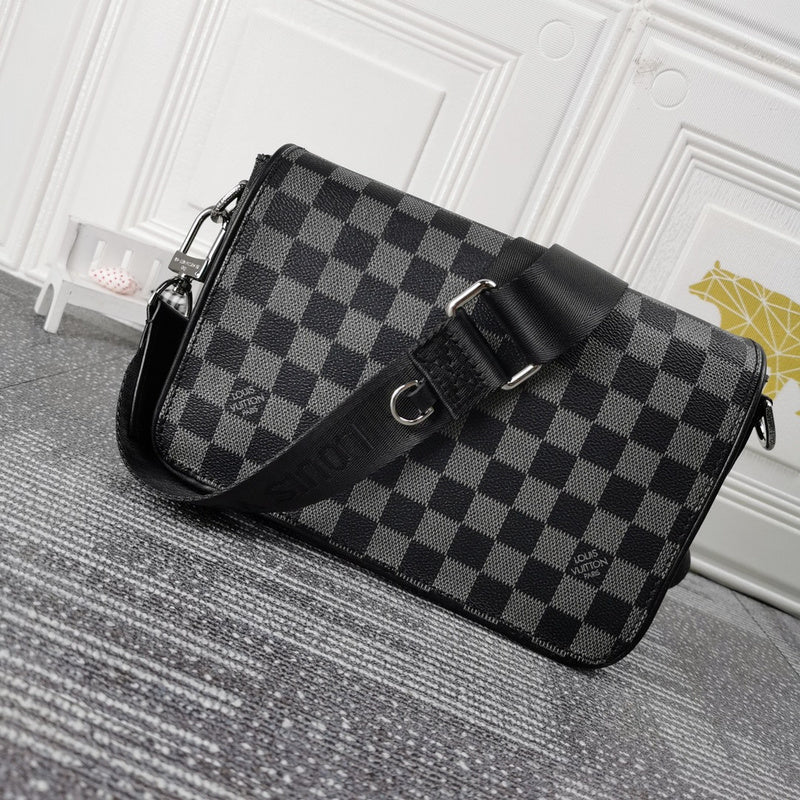 LLP85 Leather Bag 23.5 x 14.0 x 5.0CM high quality