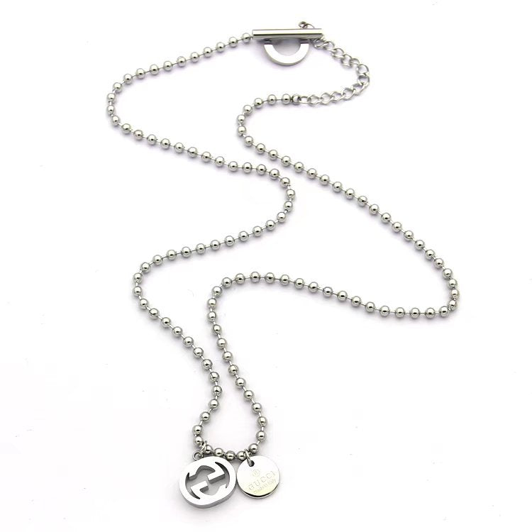 GN04    Letter Round Pendant Necklace Jewelry