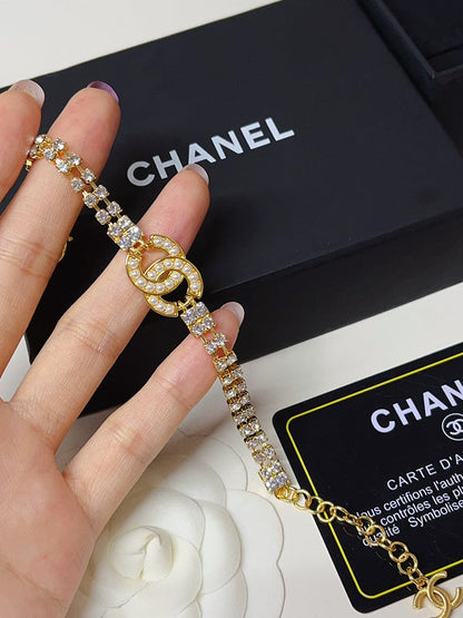 L193  Ladies' diamond bracelet jewelry