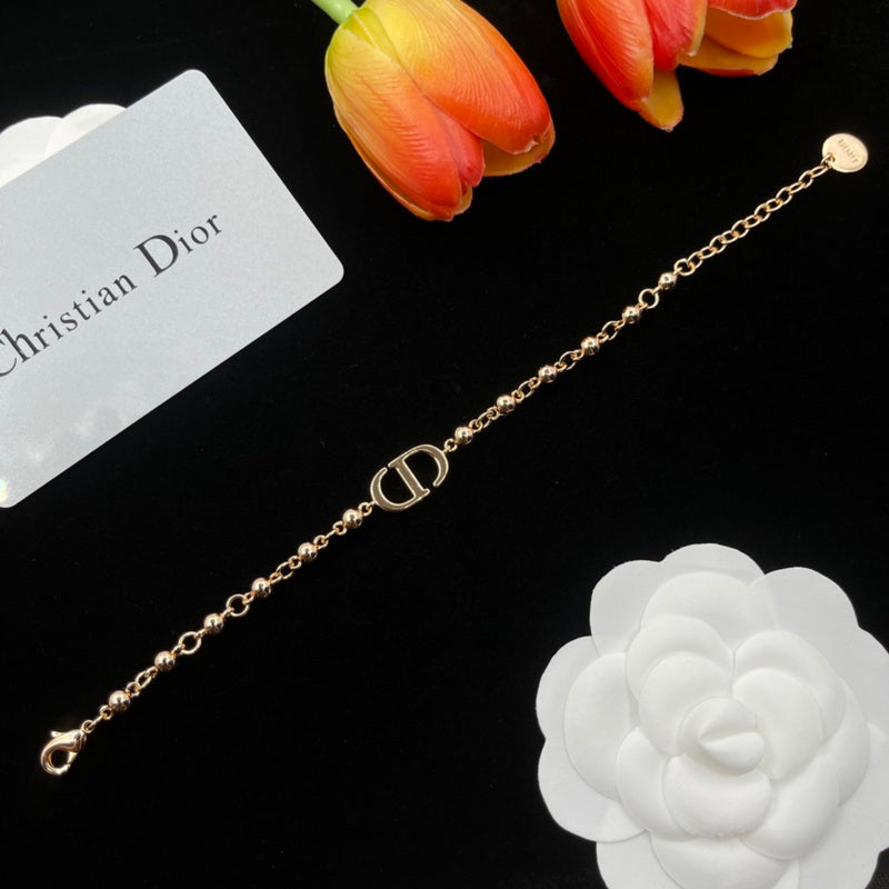 DB2  Bracelet 18K plating gold Jewelry