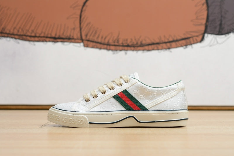 MGS17  Fashion women's and men's sneakers shoes 36-44