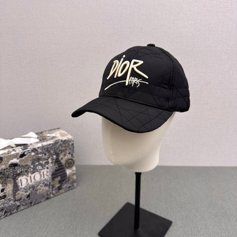 DIH45 New autumn and winter cotton padded warm baseball cap Hat