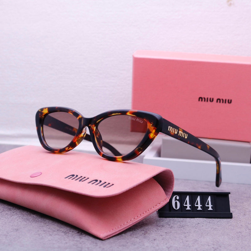 6444 Sunglasses with box