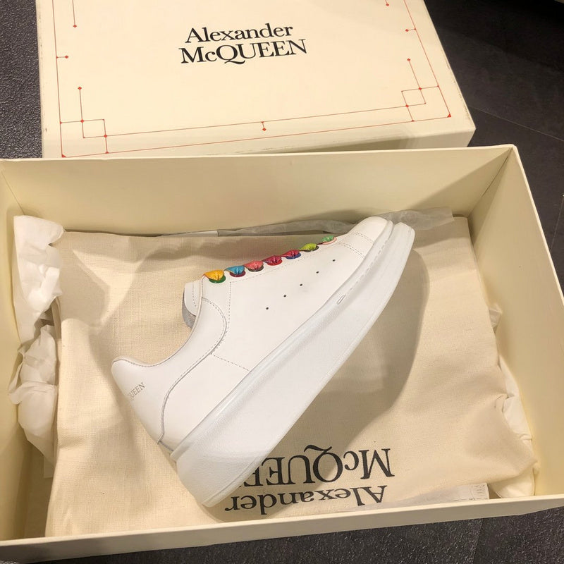 MKS13 shoes with all packing