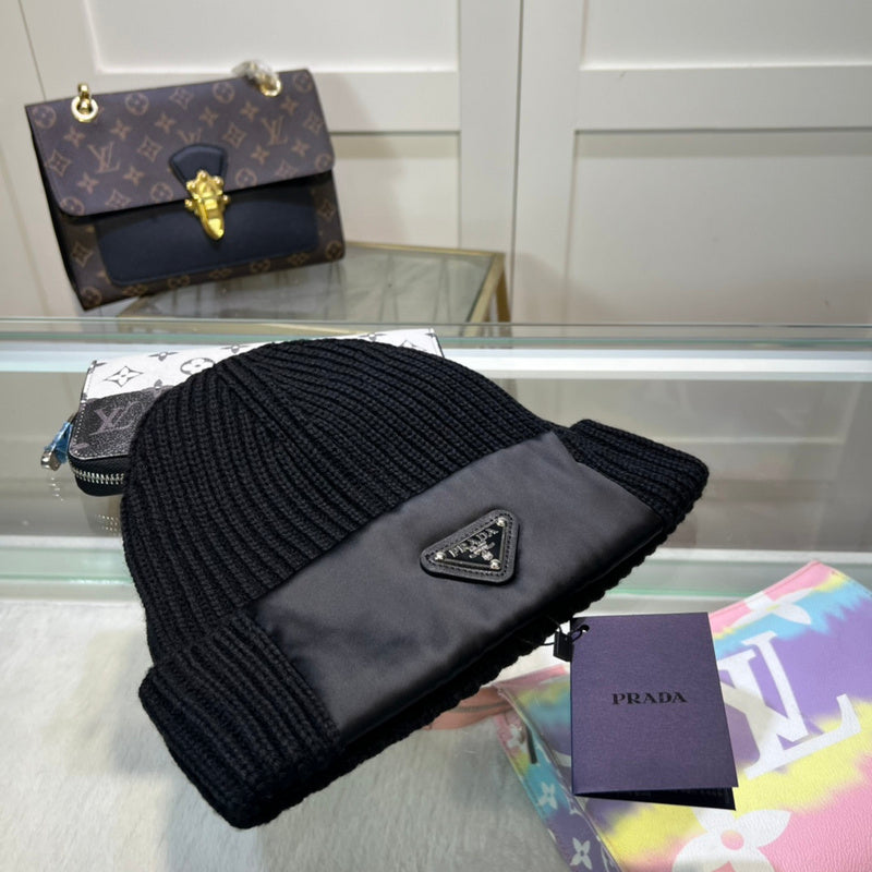 SPAH1   New woolen hats for autumn and winter