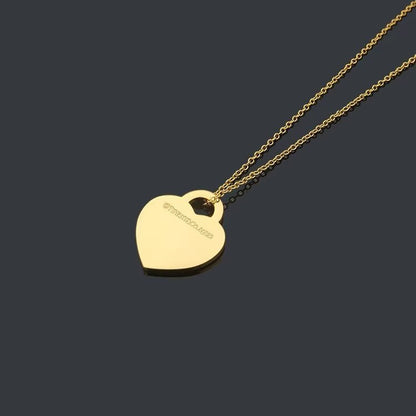 TN063  Women's heart-shaped stainless steel necklace jewelry