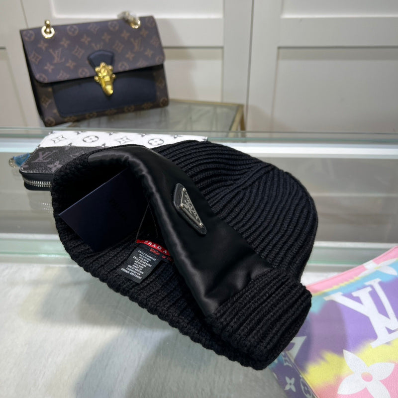 SPAH1   New woolen hats for autumn and winter