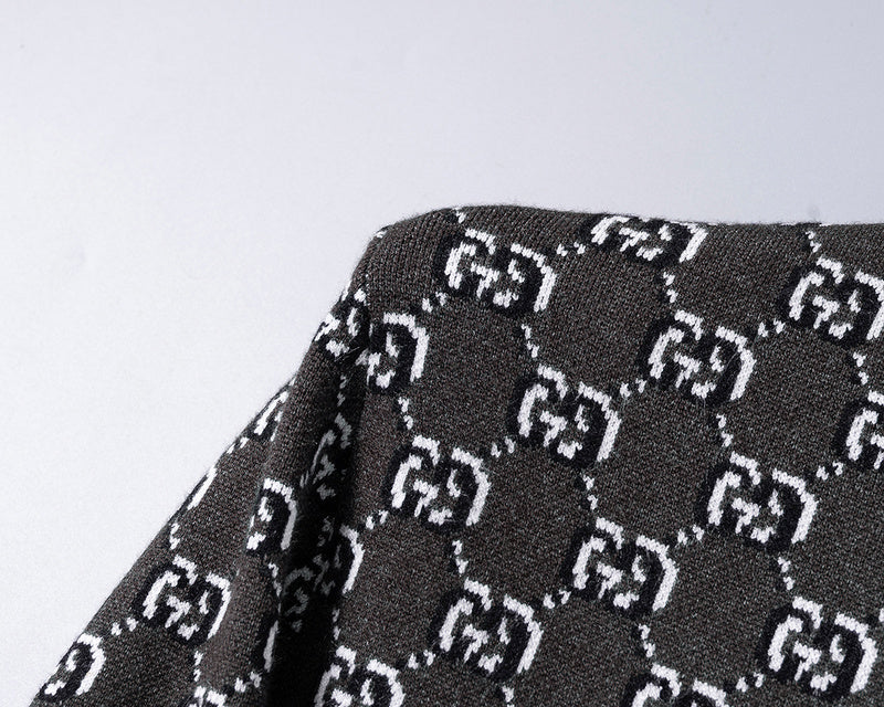 GUC091 New Round neck sweater Clothing