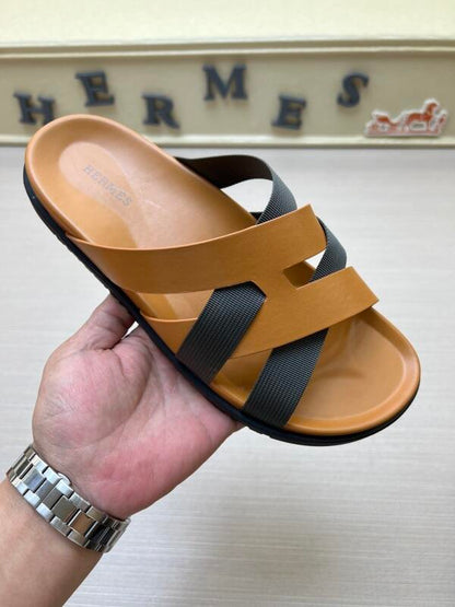 YHS5 Slippers Men shoes 39-46 With box