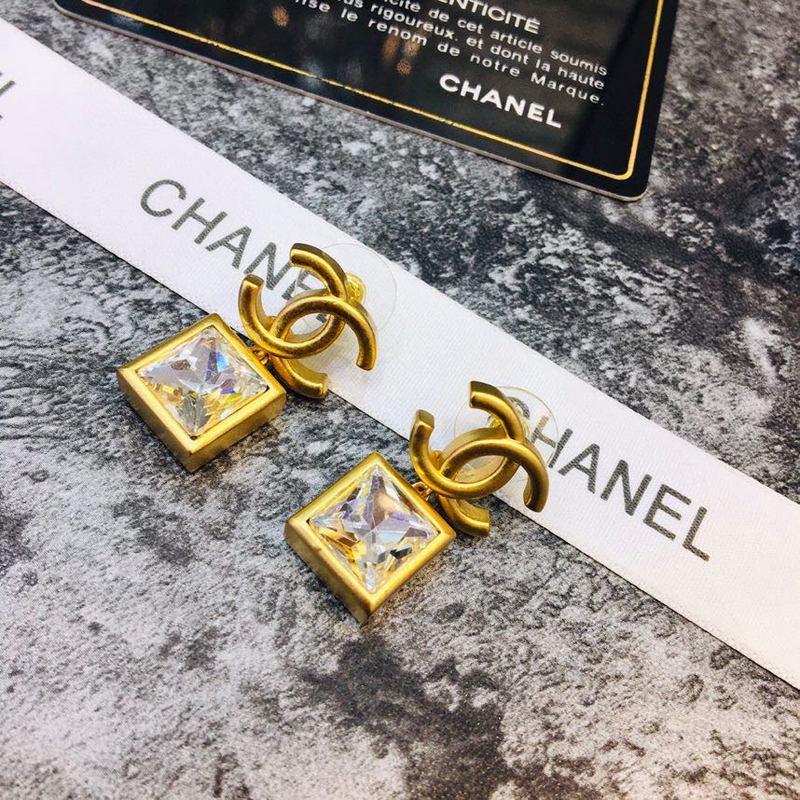 CHE32  Women's Square Diamond Metal Earrings  Jewelry