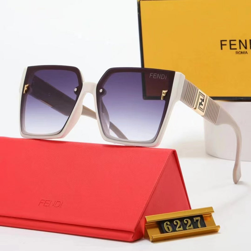 6227 Sunglasses with box