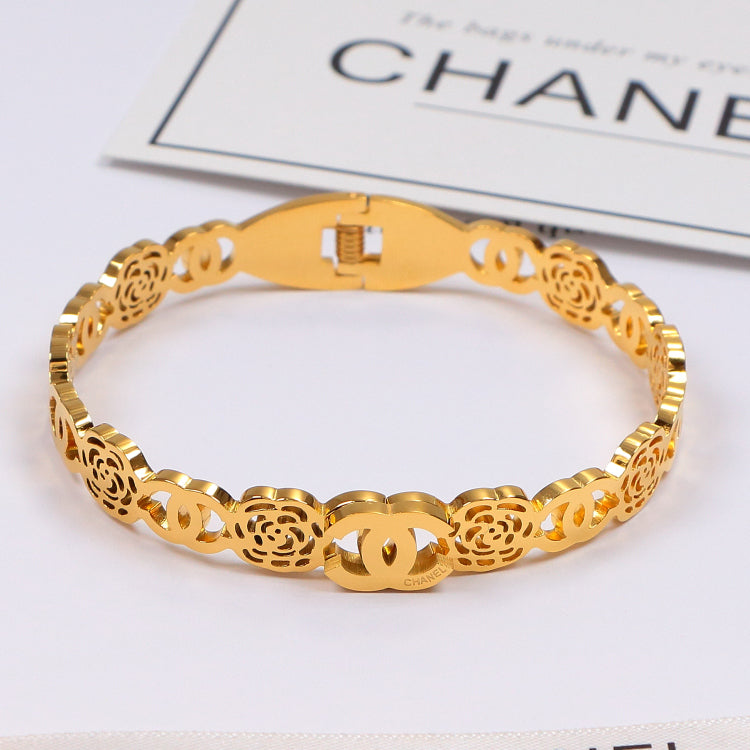 CHB21 316L steel and crystal with 18K gold plated  Jewelry