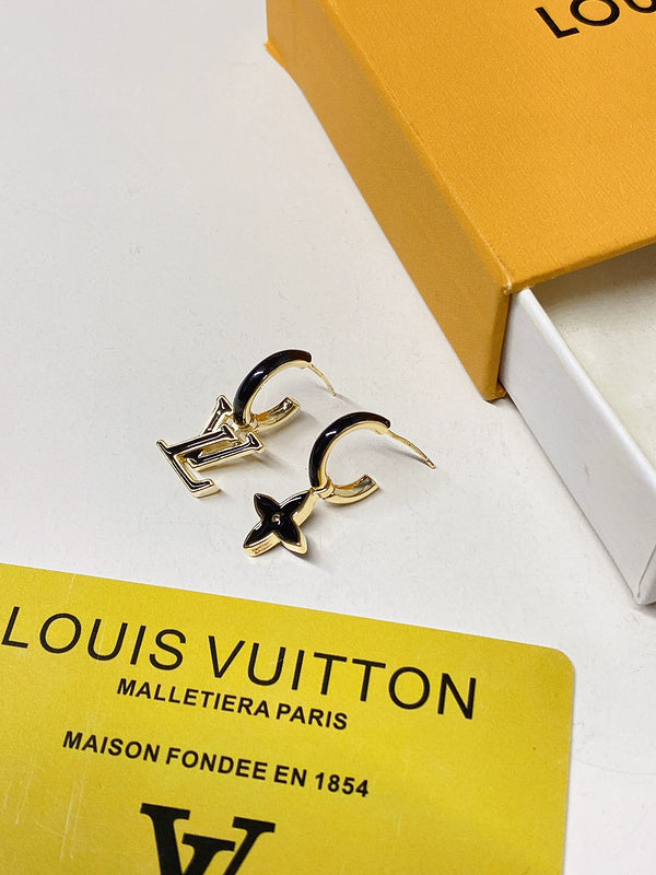 A1152  Women's new fashionable earring jewelry