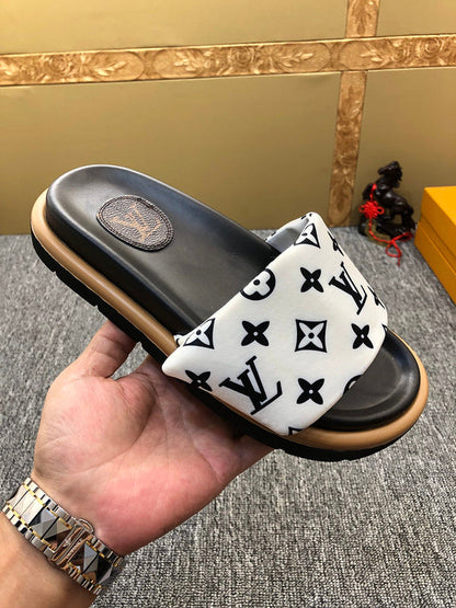 YLS1 shoes man and women slippers  with all packaging