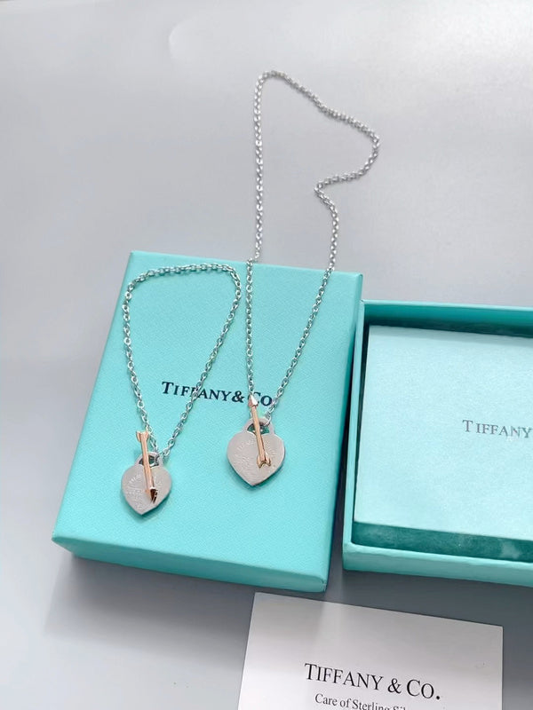 L178  Women's titanium steel bracelet jewelry