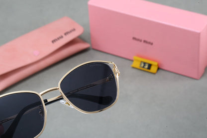 53 Sunglasses with box