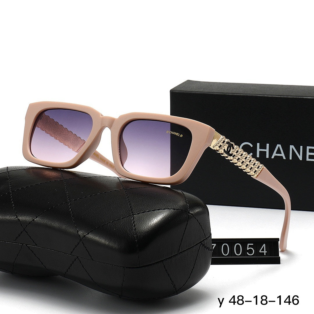 70054 Sunglasses with box