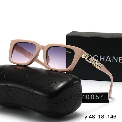 70054 Sunglasses with box