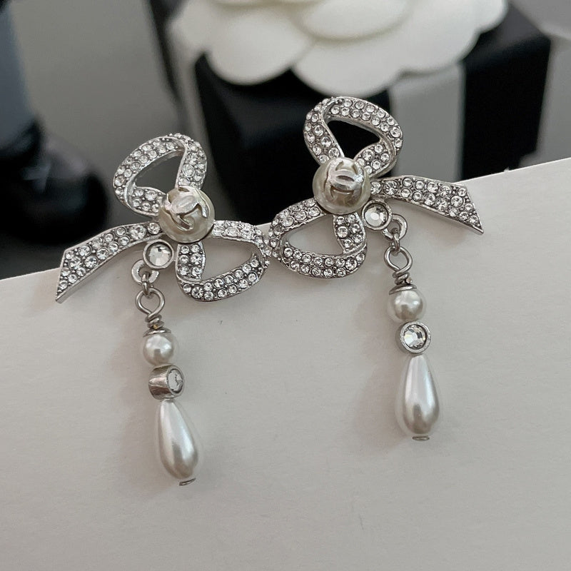 CE2 Fragrant butterfly hanging pearl drop earrings  Jewelry