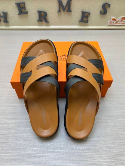 YHS5 Slippers Men shoes 39-46 With box