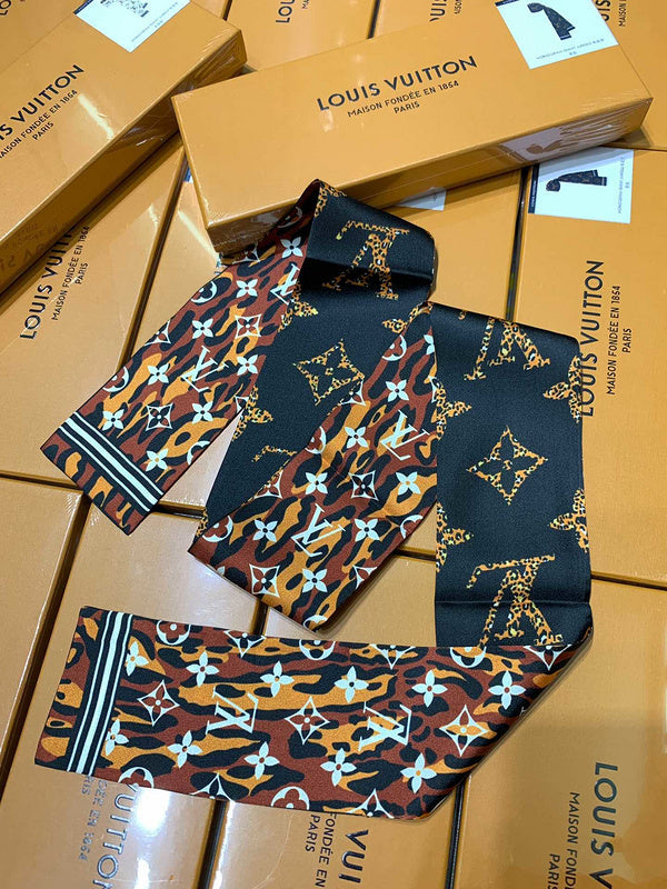 XLC8 Silk satin 8-120CM scarf