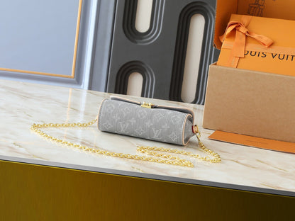 LLP218 Shoulder Bag 20.5-11-6CM Bags With Box