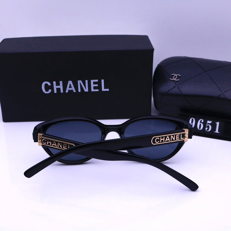 9651  Sunglasses with box