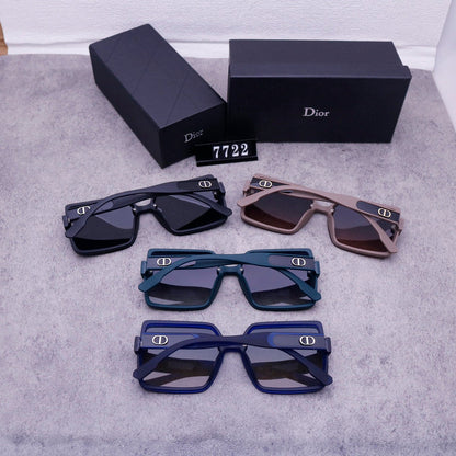 7722 Sunglasses with box