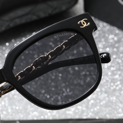 2811  Sunglasses with box