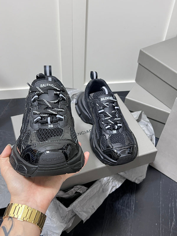 MBS9 Fashion women's and men's sneakers 35-44 shoes with box