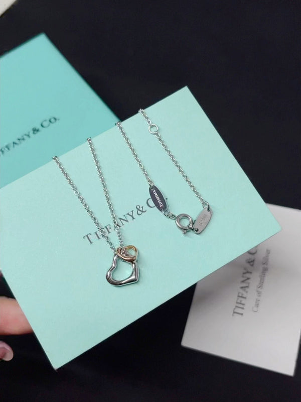 X679  Women's titanium steel heart-shaped necklace jewelry