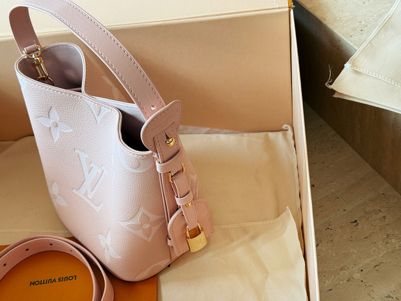 MLP04   Women's new fashion 18*16cm bucket bag