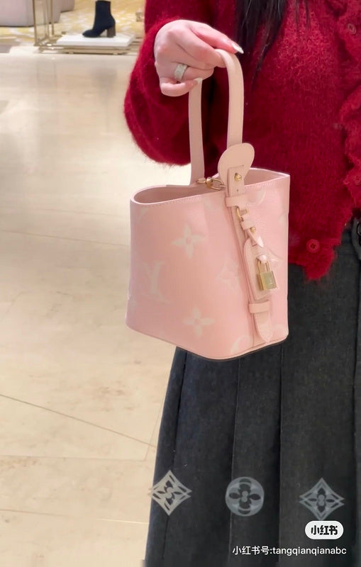 MLP04   Women's new fashion 18*16cm bucket bag